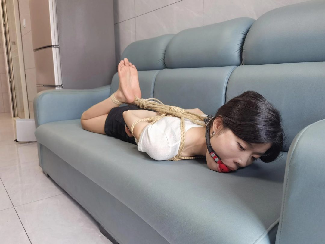 安琪日式口球驷马-1