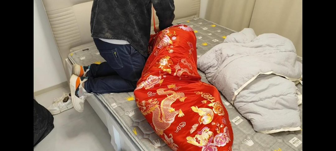 生日礼物1（装袋，抚摸）-6