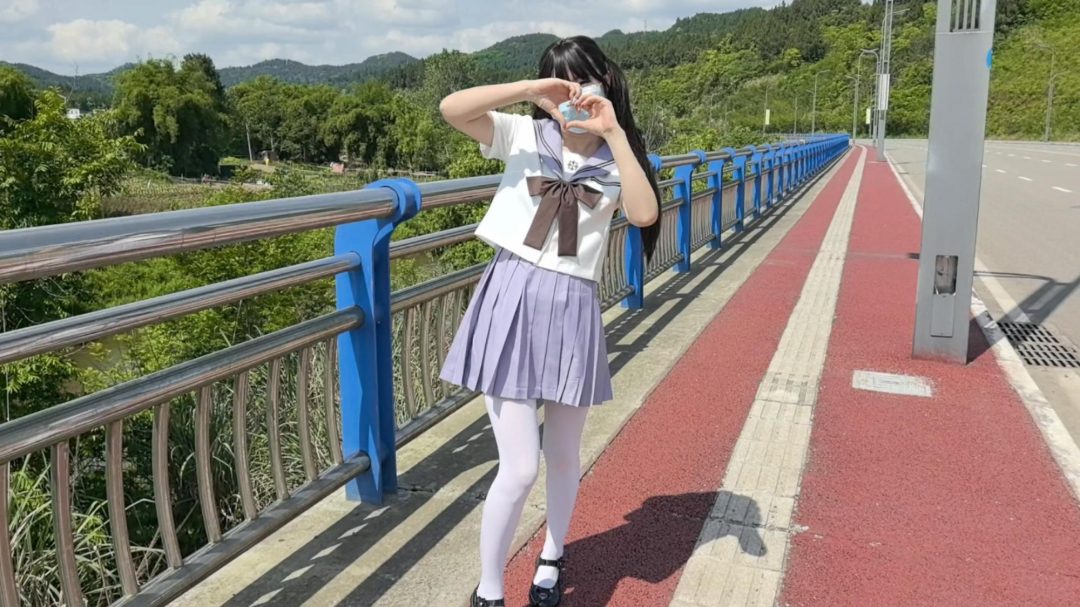 ◤定拍极限体力挑战◢那个看似简单实则一点都不容易的剧本又来了 户外镣铐 差点被路过的车发现 躲在身后瑟瑟发抖 并腿缚来回跳到虚脱 停下来就鞋底猛打屁股 用力推倒 测试并腿跳远跳高并记录成绩 并腿驷马爬-1