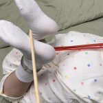 女大学生的严厉镣铐体验-超紧脚铐-重打脚心