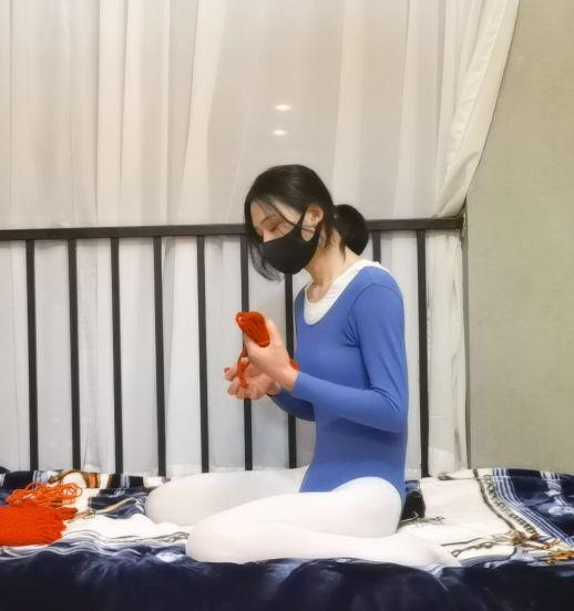 需要剪断绳子的驷马自缚-2