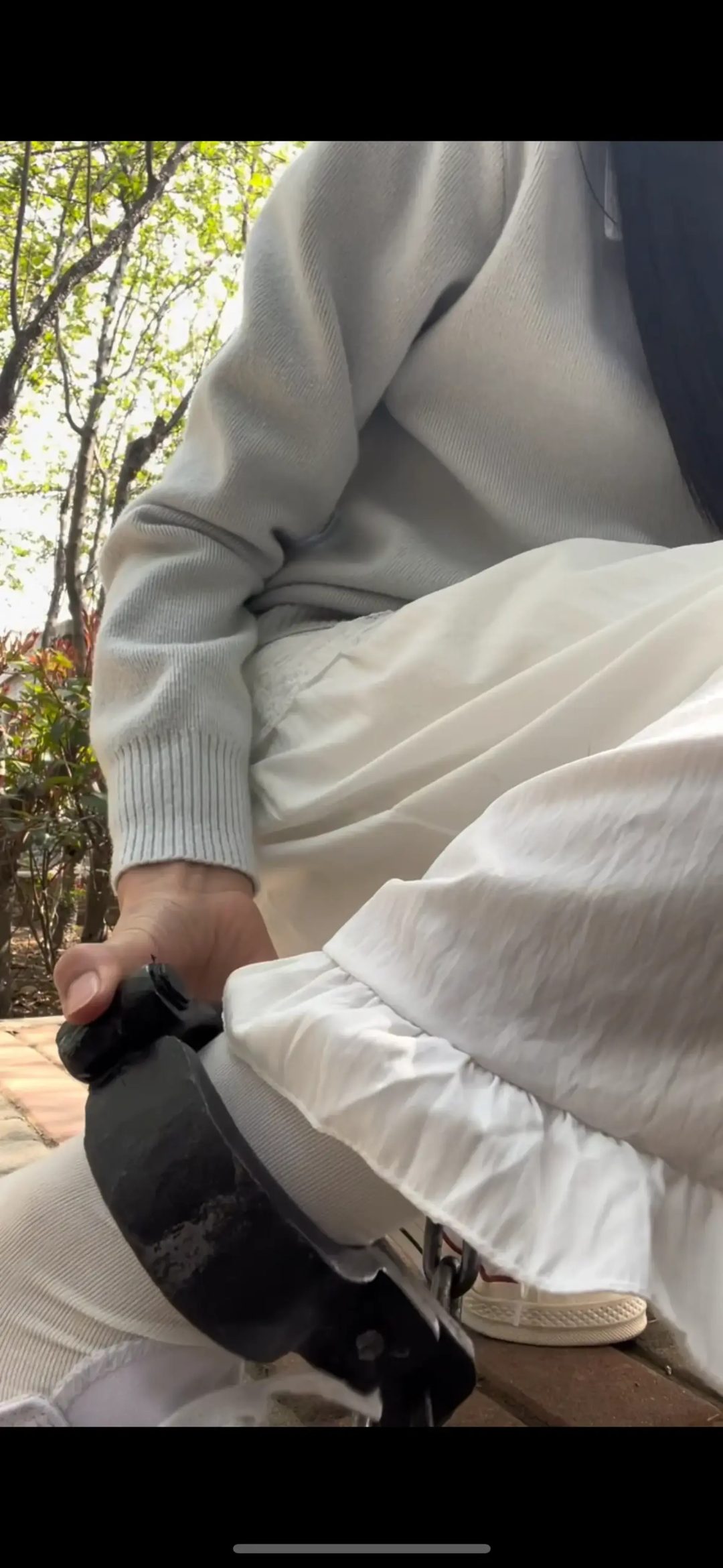 18岁女高铁铆钉死镣-焊接-烧红-砸死脚 镣两天禁锢（中）-9