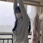18岁女高铁铆钉死镣-焊接-烧红-砸死脚 镣两天禁锢（中）