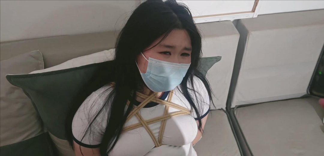 《GD绳束》模特茹茹 巨乳 五角星捆绑 真空 滴蜡 撅屁股滴蜡 等等 求我别玩了-4