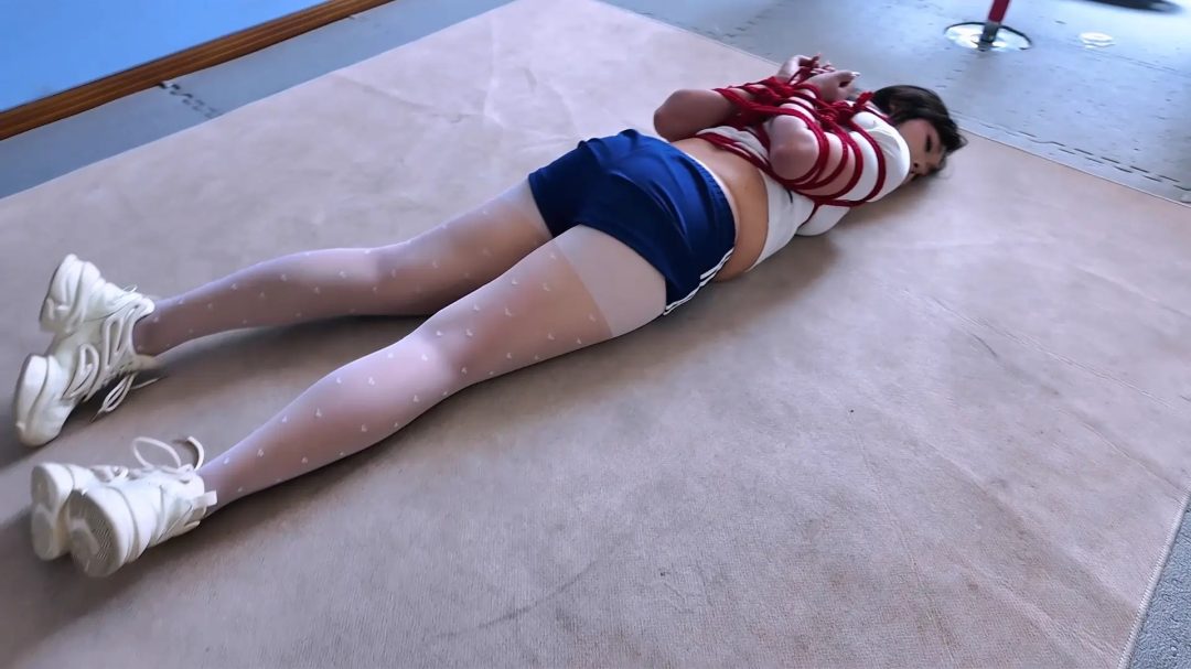 初心定制 民舞女孩冰冰绳艺体验纪实②（被K哭+访谈）-8