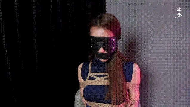 【试炼】少妇の蛇缚与驷马吊绑-2