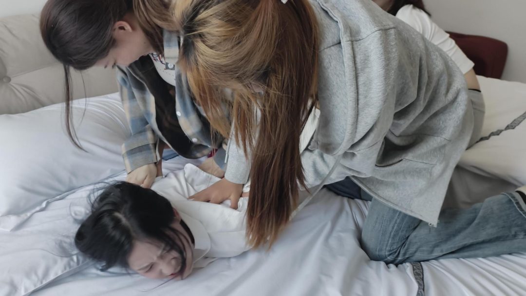 【鑫鑫工作室】红色感叹号❗️第一集～麻枪抢劫-13