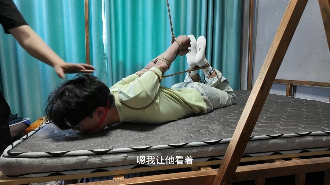 母子捆绑游戏之遇险下集-4