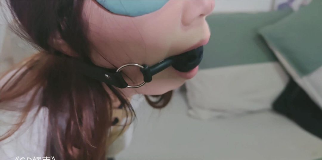 《GD绳束》（客户定拍）模特桃桃 真空穿水手服紧缚 第一次戴上口球 滴蜡 后面有小彩蛋-4