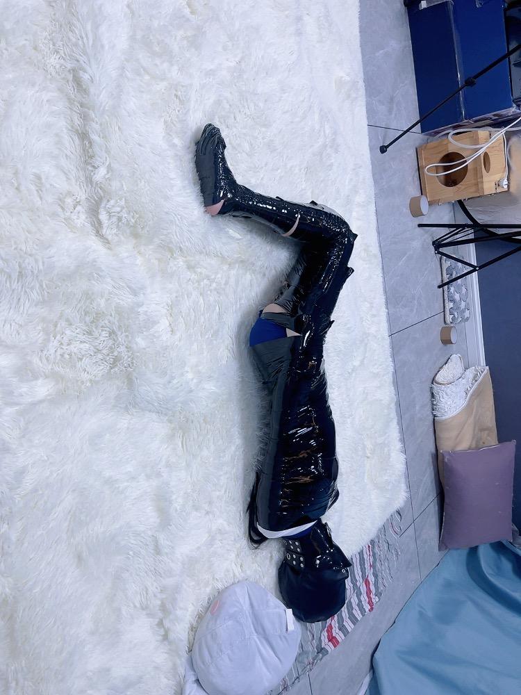 雌小鬼茶茶胶带全包木乃伊强制抬头闷绝体验！强制抬头脖套、闷绝逃生挑战，失败昏迷~-5