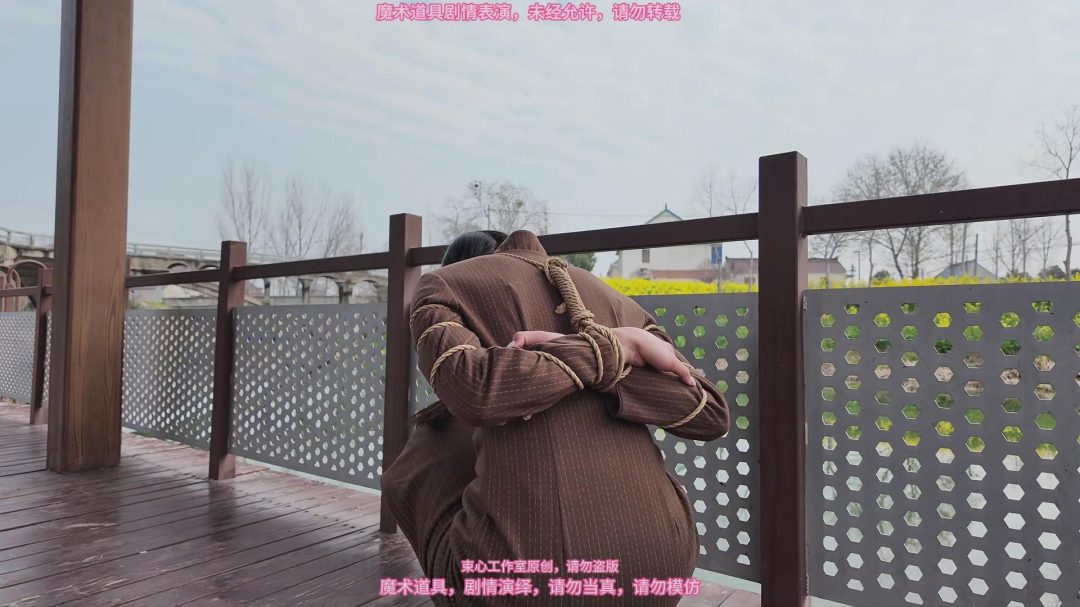 月月旗袍，古桥五花，三月拍的，油菜花很漂亮-5