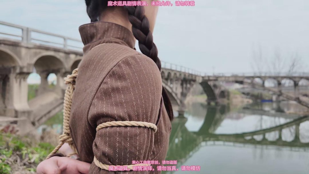 月月旗袍，古桥五花，三月拍的，油菜花很漂亮-4