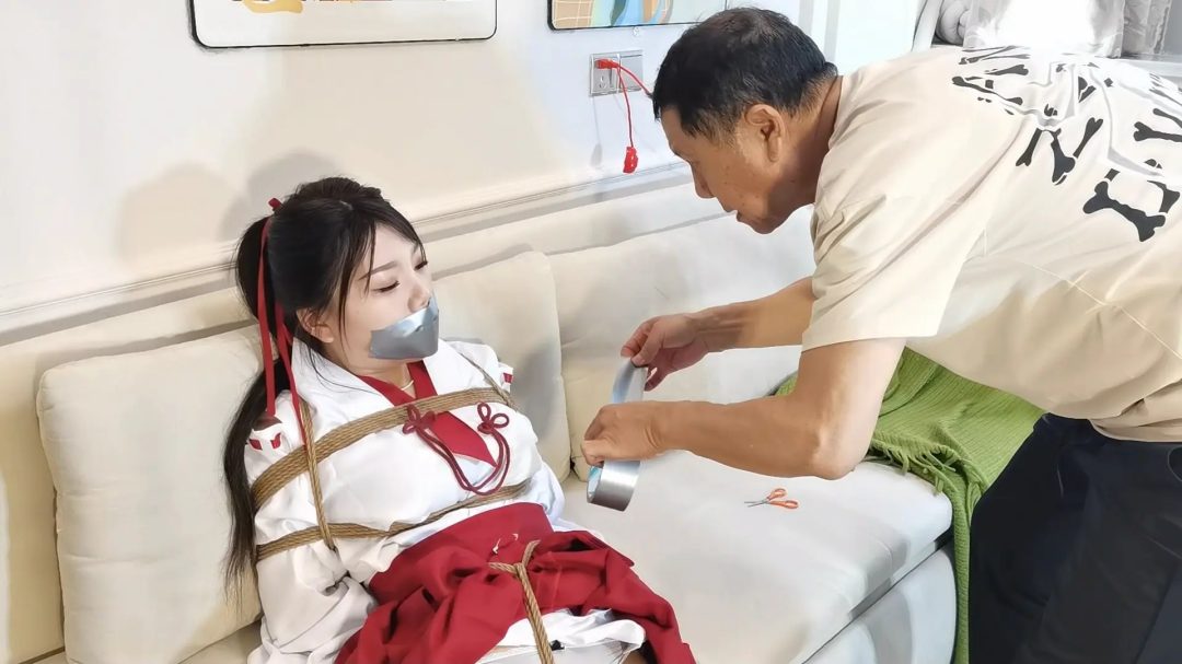 【嫣儿】定拍红白巫女其一-8