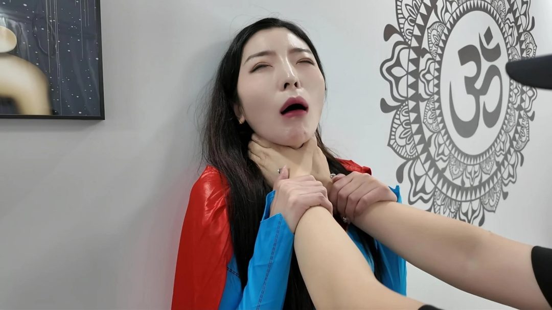 女超人遇难记之佳佳-1