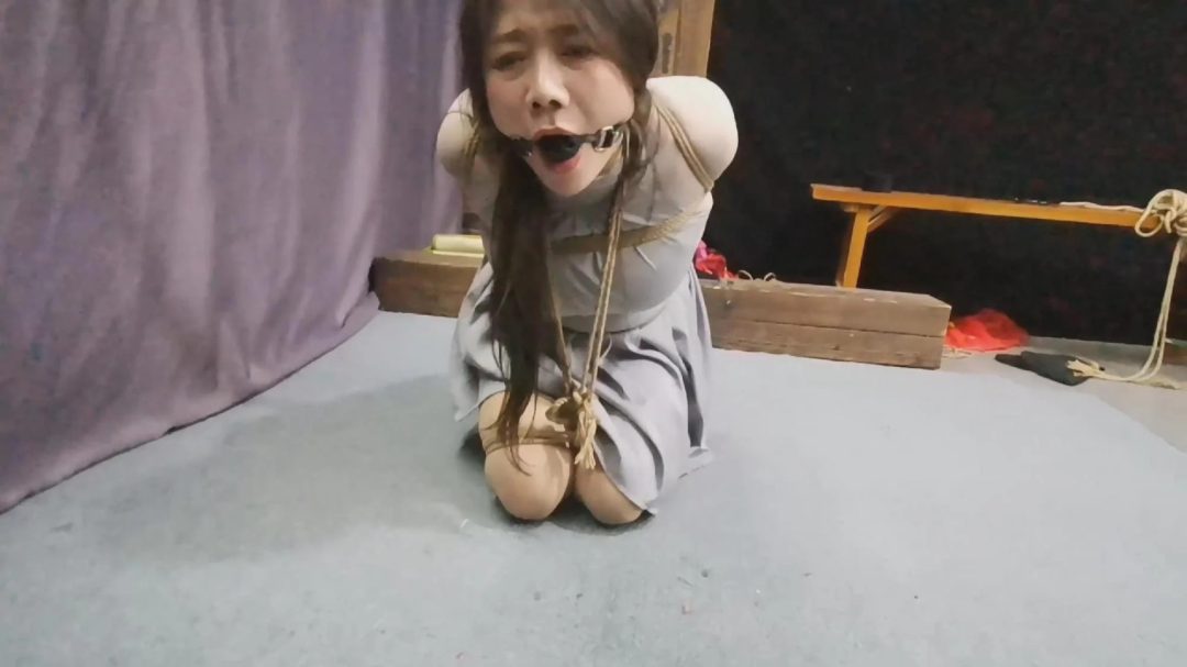 定拍：李然紧缚折磨-4