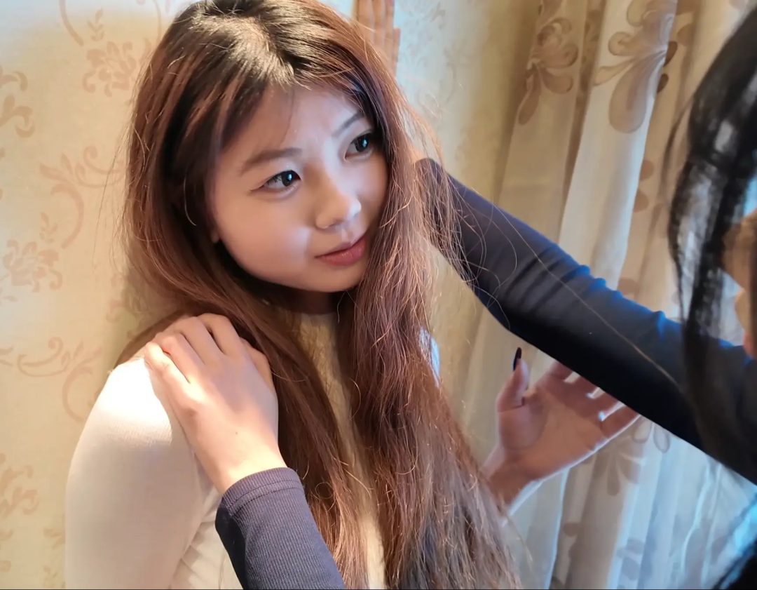 【枫叶工作室】2K《美国洋妞大战中国美女》-1