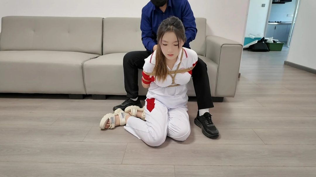 贝贝学生服驷马-4