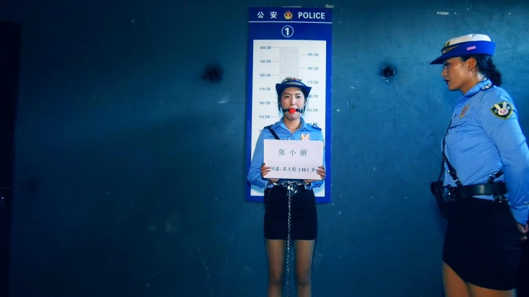 老王的两个女仆-5