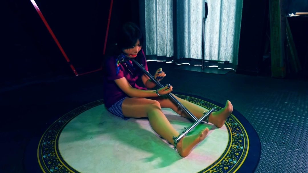 空姐女M放置接口水-4
