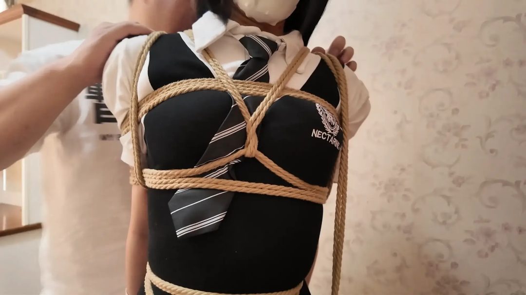 她们的故事·柠琪·租房遭遇偷拍男-5