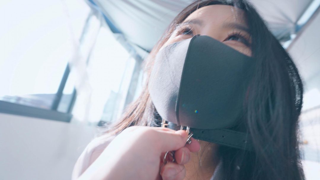 【悠米定拍】《OL的游戏2》上司被下属发现，强制抱住双腿分开玩起，绑起来戴着项圈走绳直到绳结完全陷入，玩累了就牵着在地上爬-7