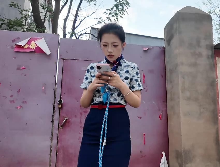 空虚大公子 被捆绑的空姐-1
