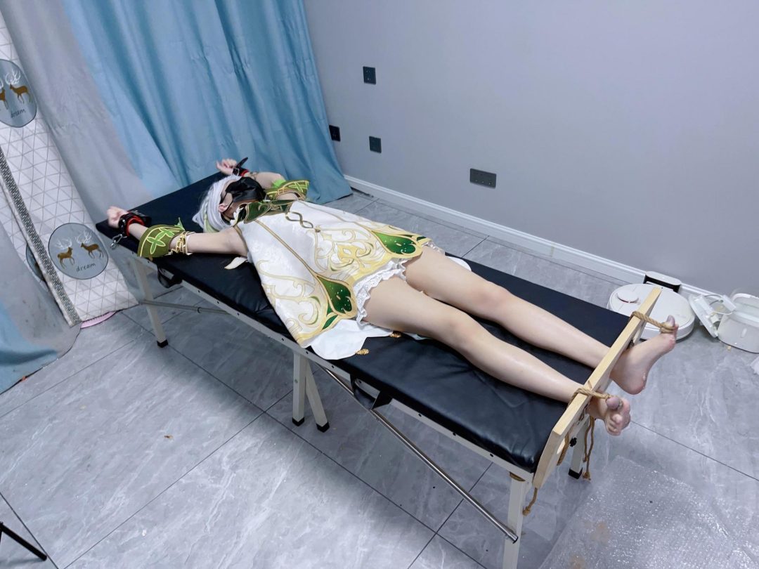 小草神的山药泥地狱痒责2（下），极限感官折磨，足底、腋窝4个按摩仪痒刑放置+手指气垫梳痒刑（超长时间+采访感受）-3