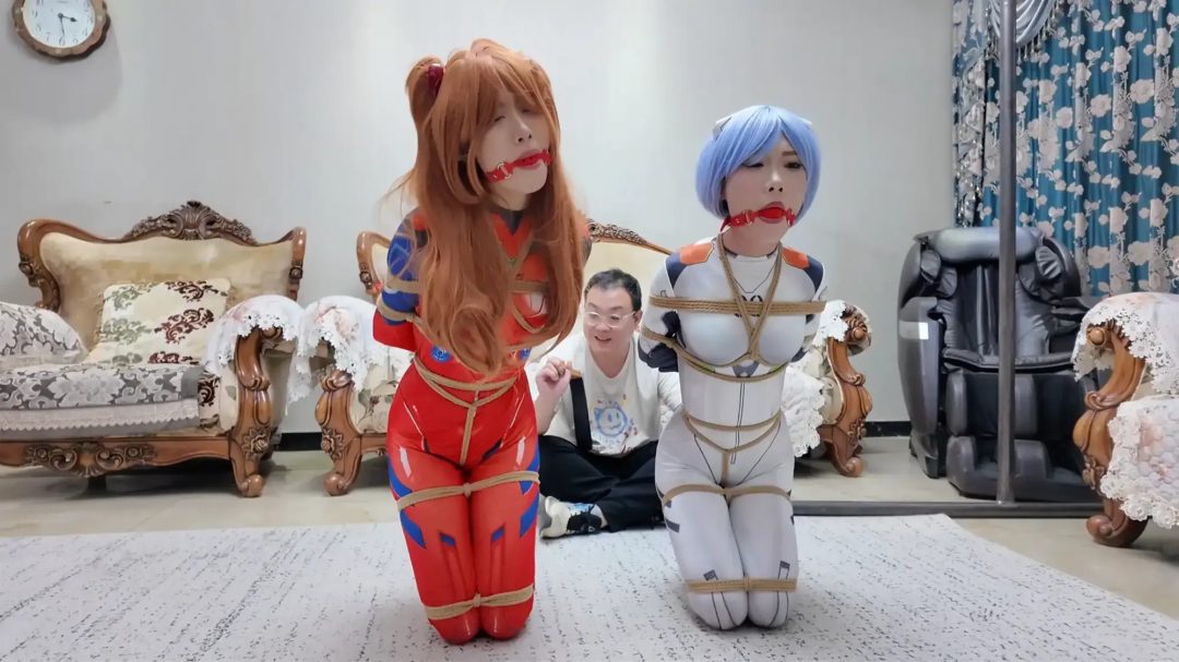 完蛋！我把美女捆绑了？——缚神挑战？落难的EVA等身手办！-10