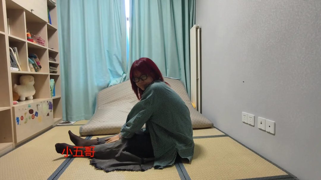 小五哥原创 妹子的捆绑挣脱第一集-1