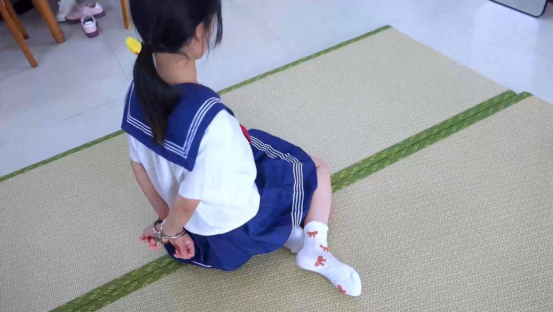 新模镣铐体验-7
