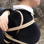 一绳所爱定拍，李筝野外