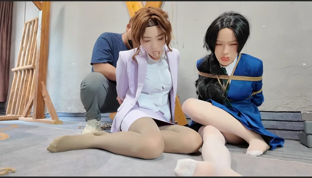 幻星大帝 定拍-《名侦探柯南》妃英理毛利兰母女遇袭之结局-2