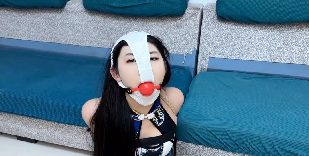 欲念游戏·④号雯雯的紧缚坚持游戏-4