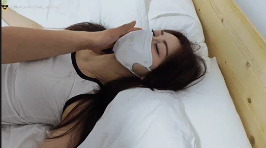 粉丝定拍剧情向：欧阳婉婉第十六集！看病惨遭变态医生揩油！迷晕！监禁！-3