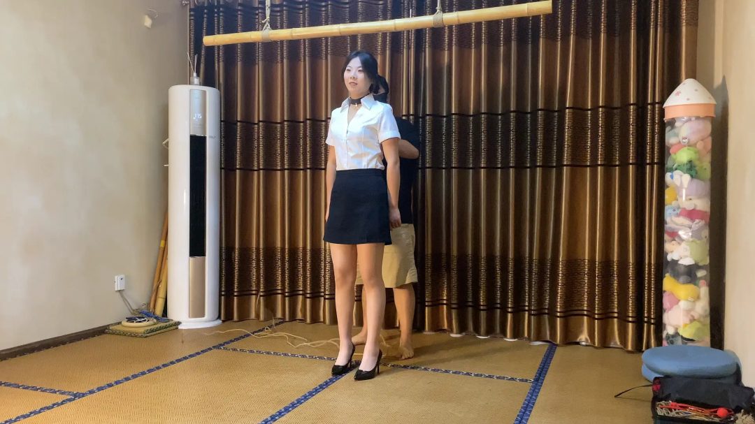 女教师夏可暑假在工作室做小狗-5