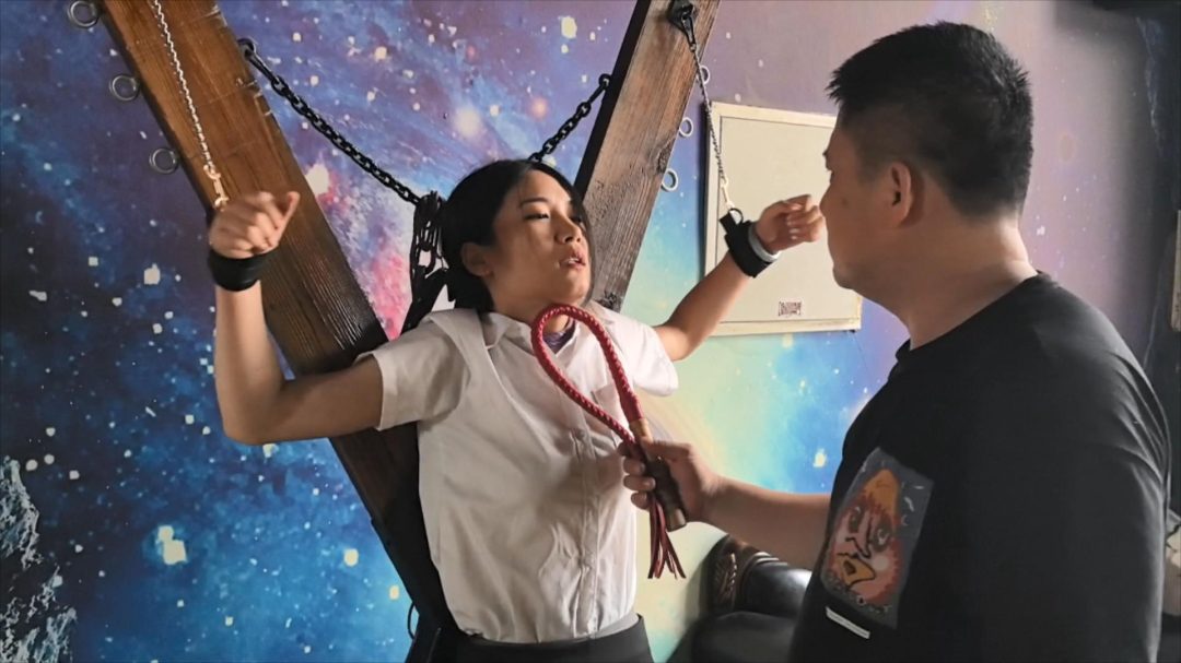 童谣银行下班意外-3