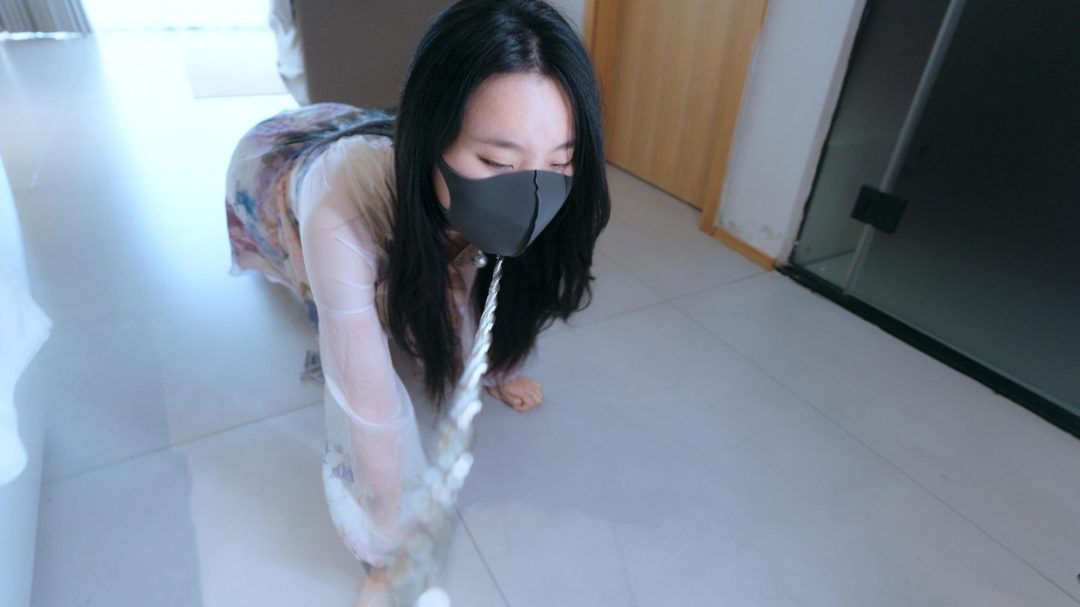 【悠米】《欲望游戏•终》由一封匿名的“邀请函”邀请模特去往叫绳秘山庄的地方。殊不-9