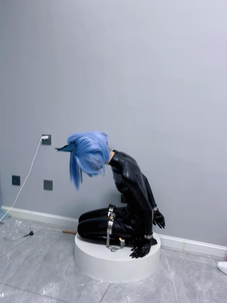 魔法少女cos-胶衣全身镣铐罚站放置！如果偷懒的话会被电击惩罚哦~-8