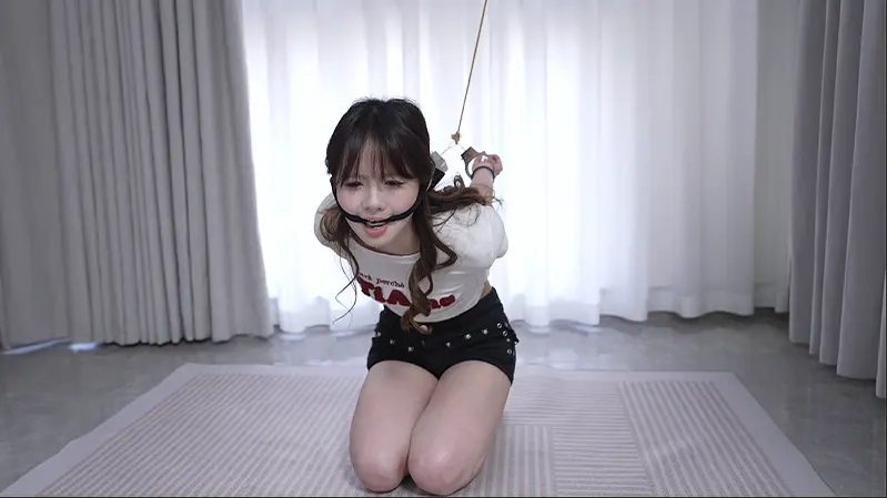 【定制授公映】惩治美少女-2