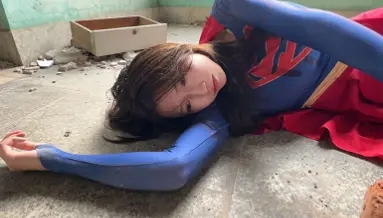 神奇女侠营救女超人-3