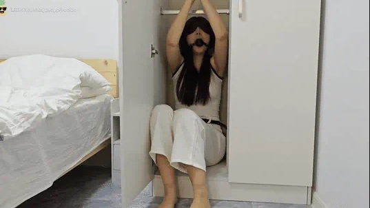 粉丝定拍剧情向：欧阳婉婉第十六集！看病惨遭变态医生揩油！迷晕！监禁！-2