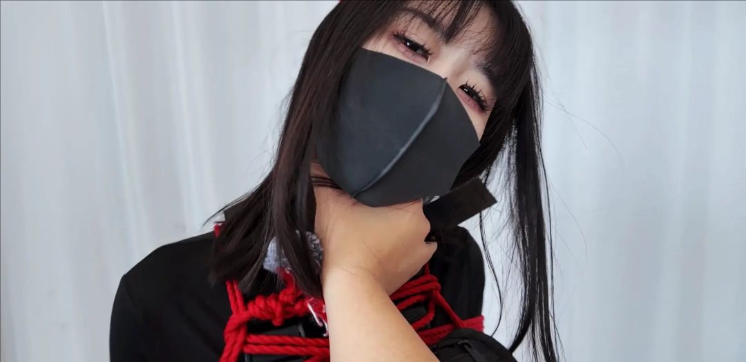 武装娘的极限绞刑 女战士 武装娘 极限绞刑 扼颈 蛇缚 绝对领域 被俘女战士小姐姐挑战最长时间绞刑调教 长时间缺氧浑身战栗-7