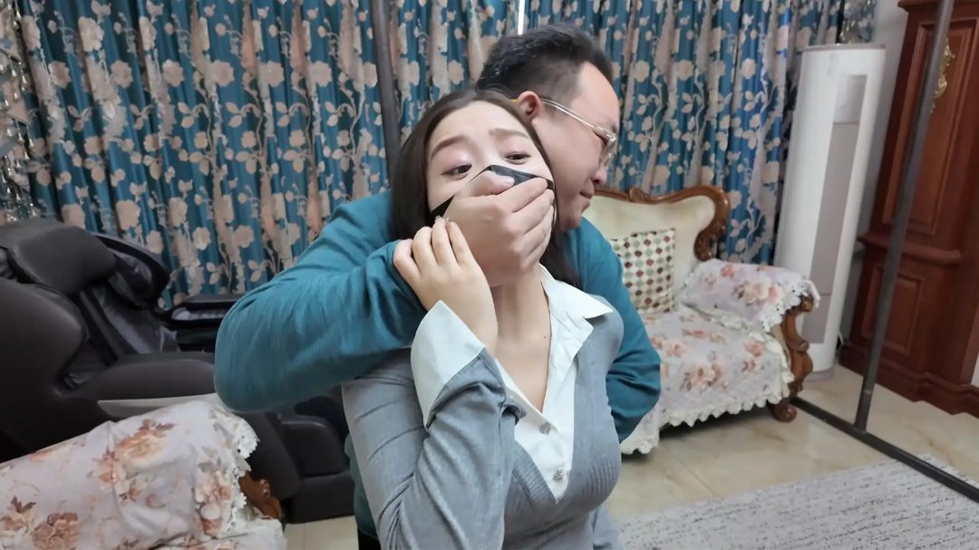 彩虹与黑猫·新美人捕获·大灰娘与小红高-2
