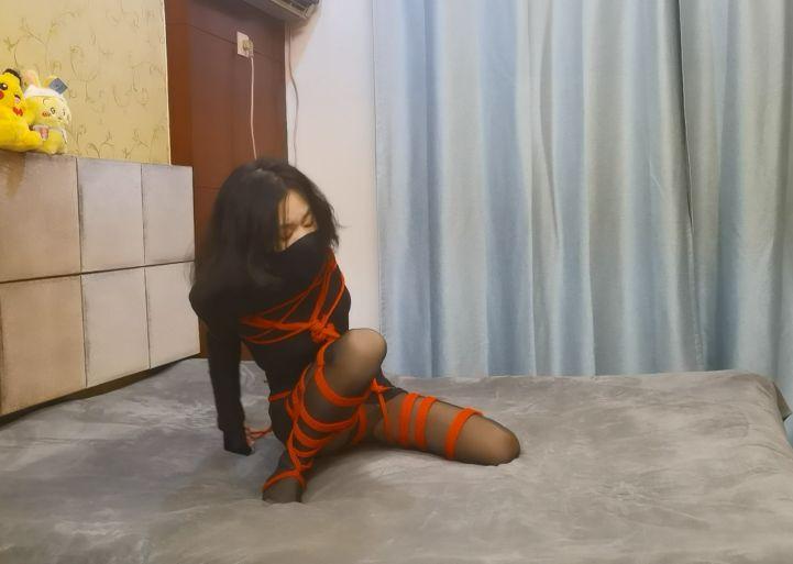 自缚把自己绑成一坨难以行动的样子-5