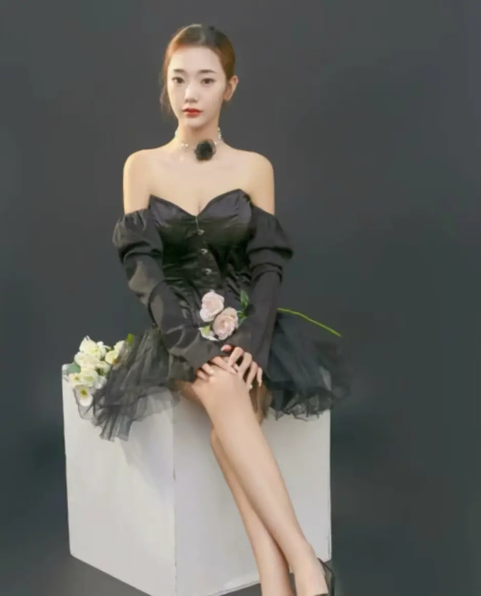 性感美女被入室捆绑-5