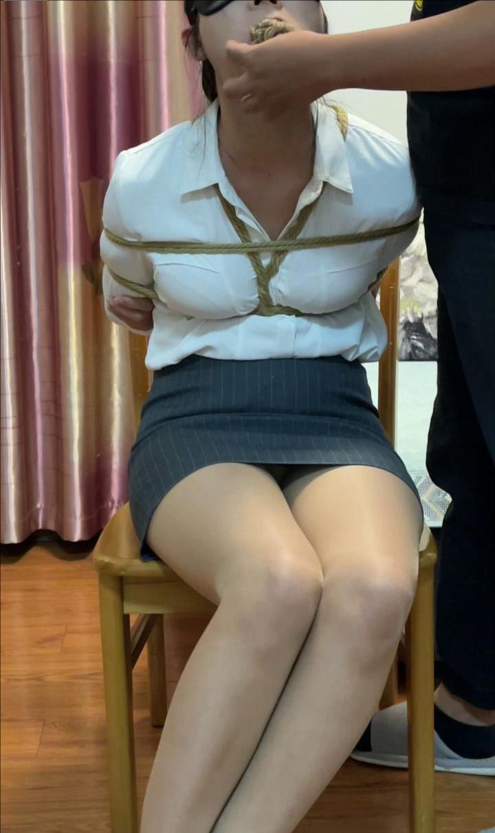 OL日式捆绑堵嘴-2
