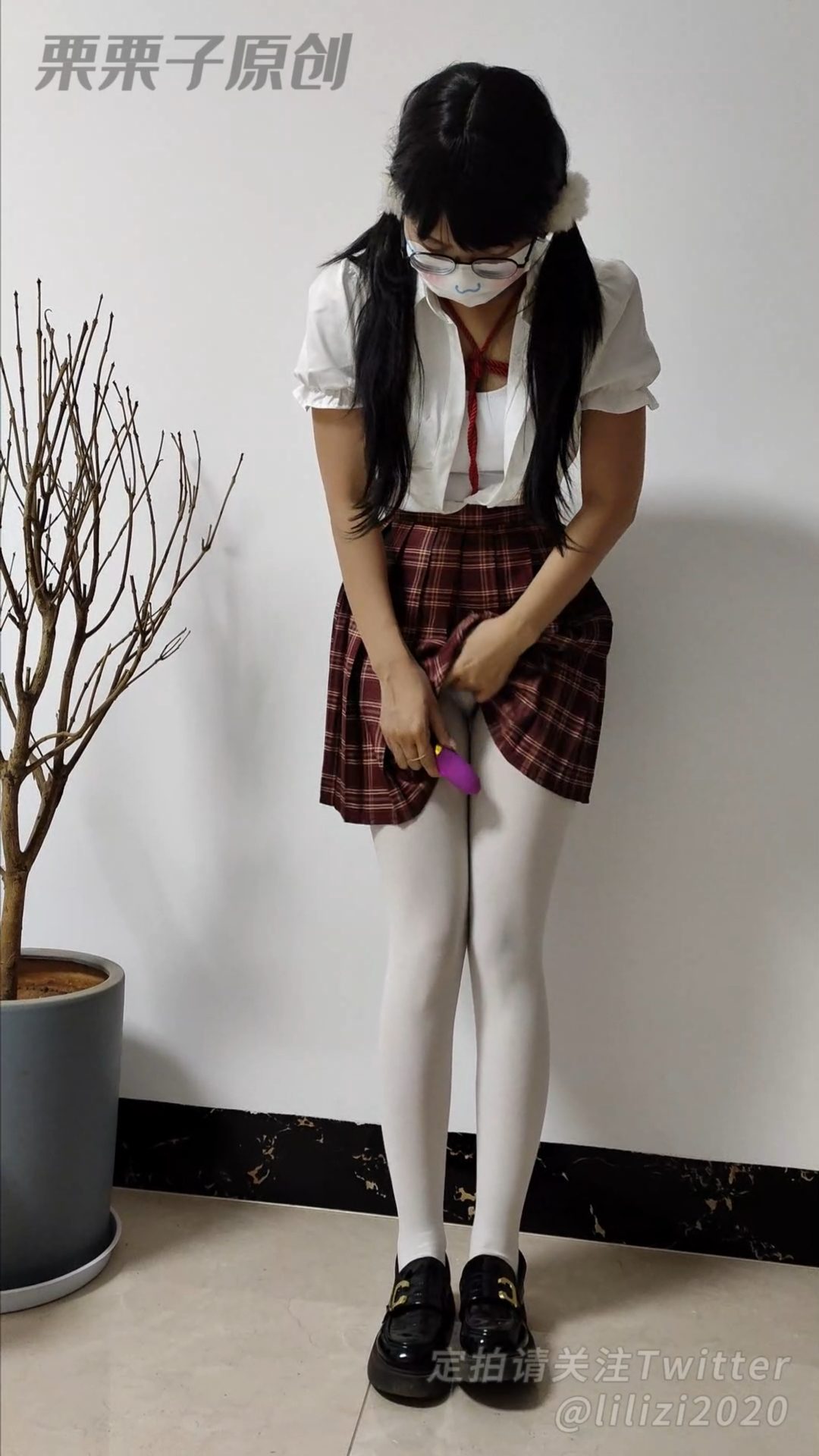 《惩罚堕落小M 02》 户外、奶茶店调教、公共厕所、JK裙、双马尾、白丝、胸缚-2