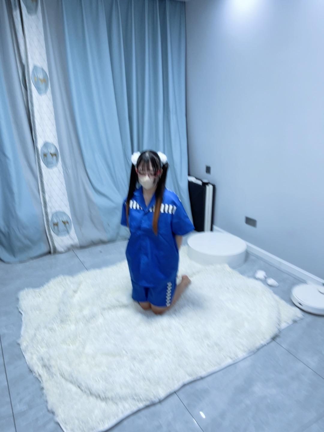 死囚体验（上）-女囚题材精品作品，填表、搜身、换衣、上镣、打脚心（重）、体罚、拘束过夜-9