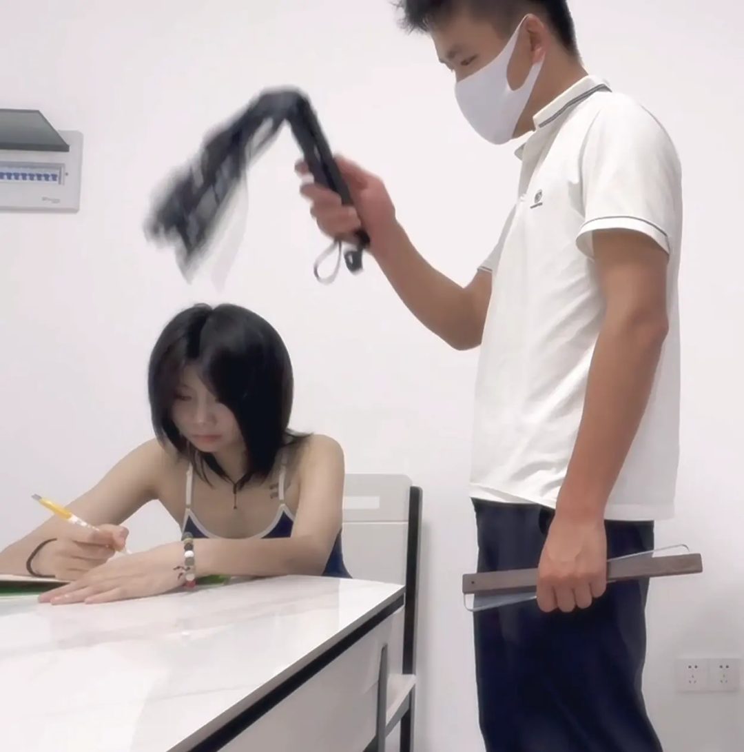 凶狠老师惩戒学生妹【SP】-4