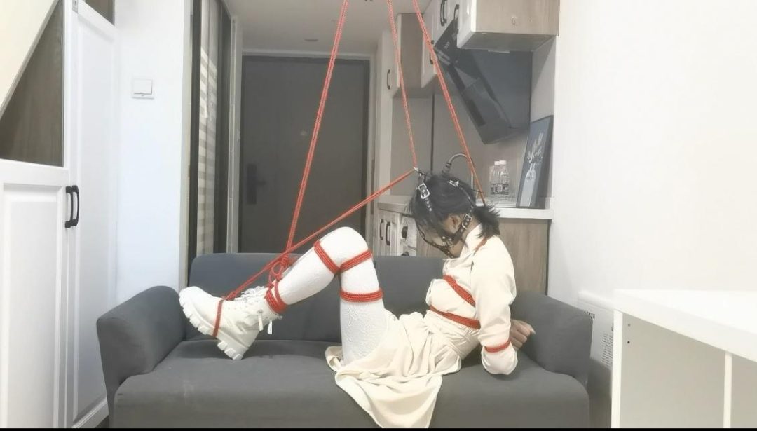 马具口球强制抬头的驷马电击自缚-2